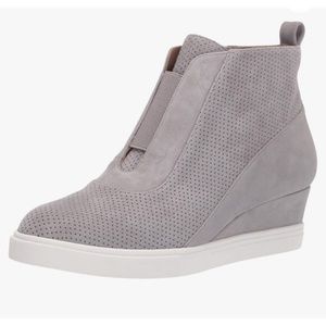 Linea Paola Wedge Bootie Gray Size 8.5
